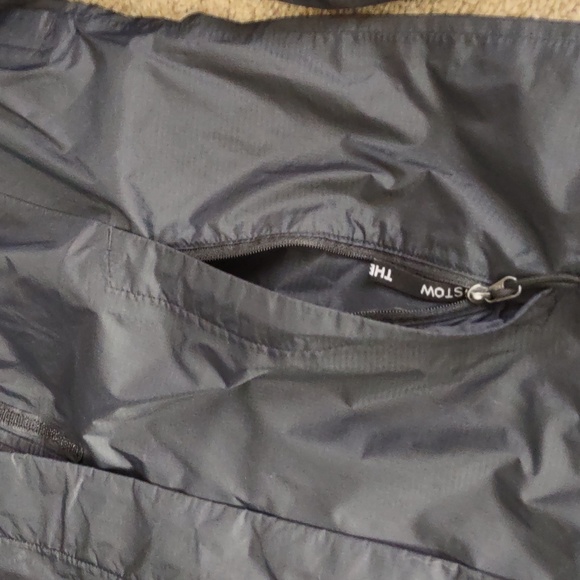 North Face Dryvent Jacket, Black, Small, New Without Tags MSRP$150 - Picture 11 of 11